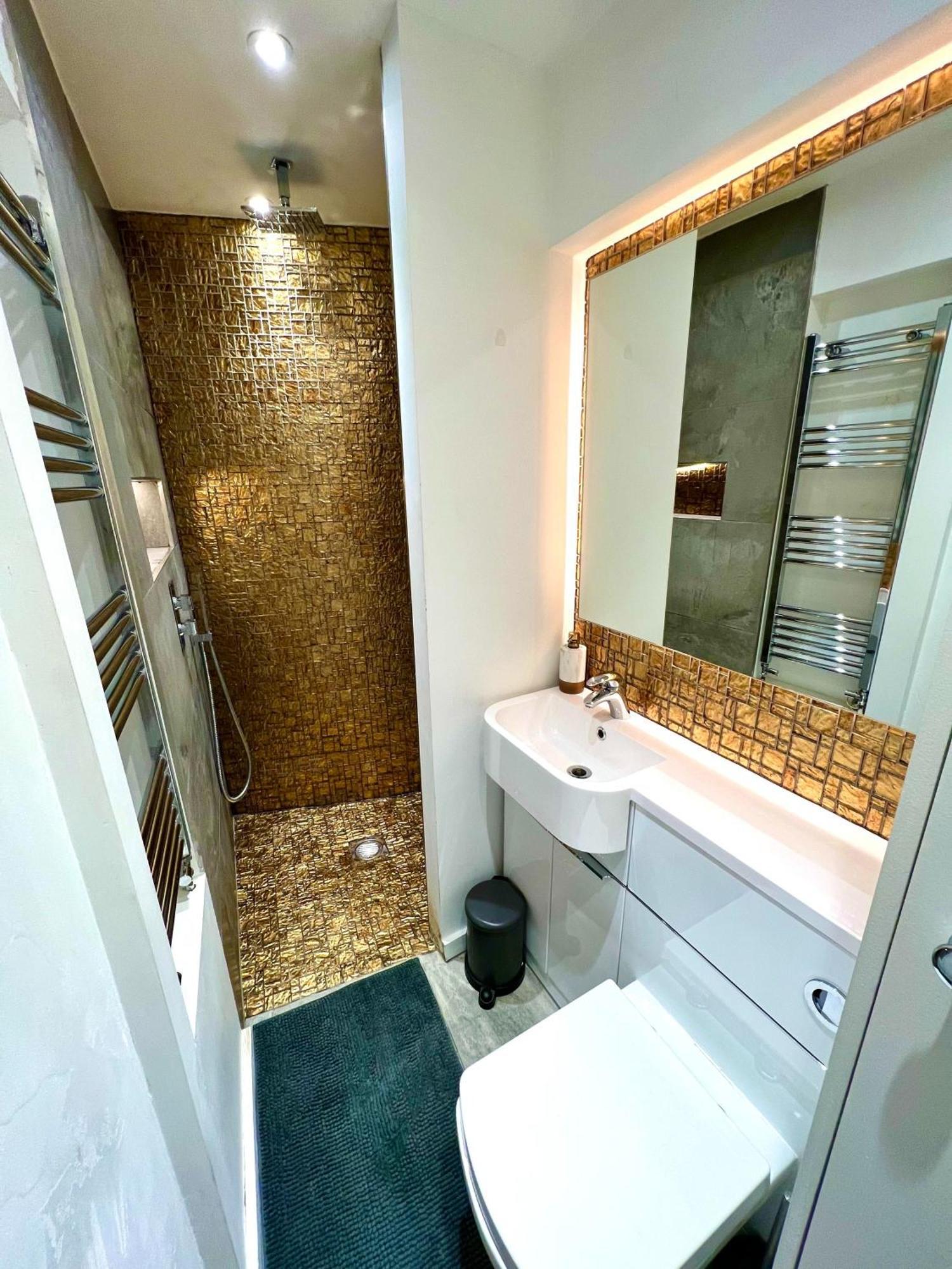 Modern Studio Apartment With Free Wifi لندن المظهر الخارجي الصورة